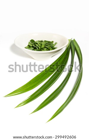 Pandan leaves , cut into small pieces