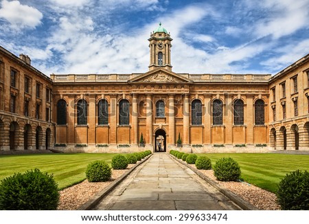 Oxford University_The Queen's College Royalty-Free Stock Photo #299633474