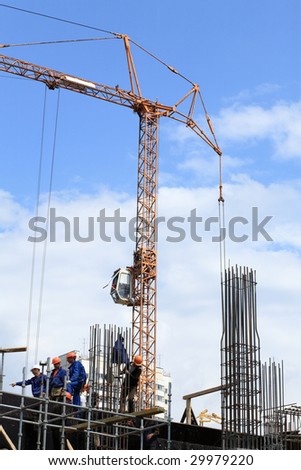 house develop with crane tower