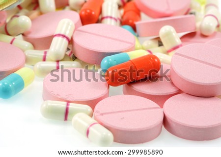 macro shot of medicines, capsules and tablets