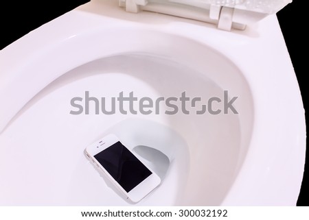 Accident, smart phone wet fell in the toilet bowl. 