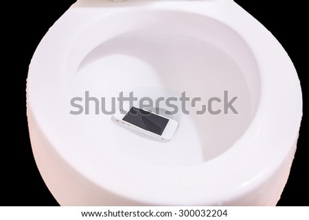 Accident smart phone wet fell in the toilet bowl.