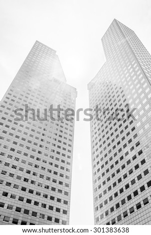 Skyscraper building at singapore - Black and white style pictures processing