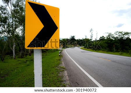 Traffic sign curve