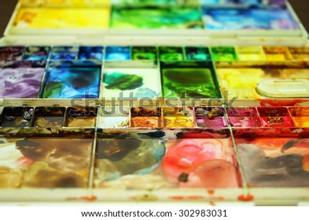 A very colorful and messy palette- a sign of lots of love