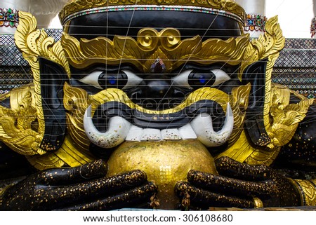 face giant  big worship thai art in temple thai