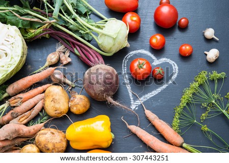Organic vegetables Royalty-Free Stock Photo #307443251