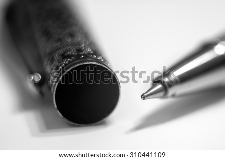 Black and white macro pen