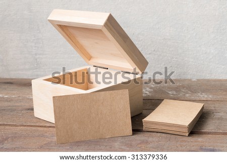 Business cards with wood box
