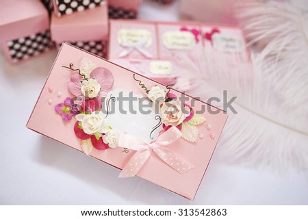 beautiful pink box and stylish decor to decorate birthday.