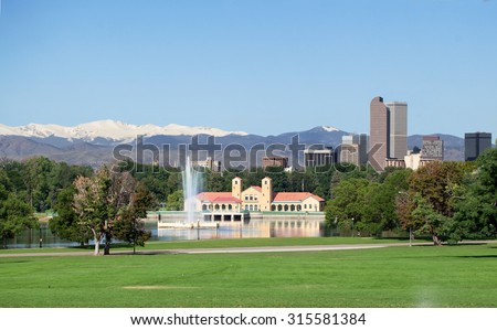 A view of downtown Denver from City Park 