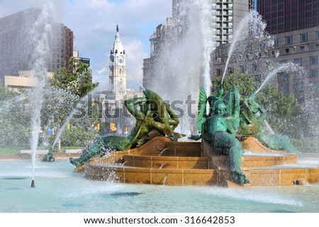 Philadelphia, Pennsylvania. City skyline with Swann Memorial Fountain.
