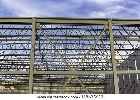 Steel structure with metal joists of a new commercial building