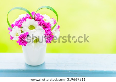 Vase flower with love sign