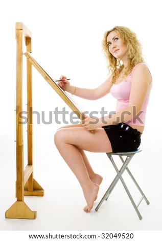 Beautiful woman painter waiting for infusion drawing picture