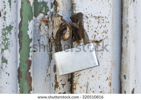 padlock door background