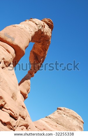 A picture of Delicate Arch in Arches National Park.