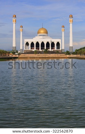The most beautiful mosque of Thailand.