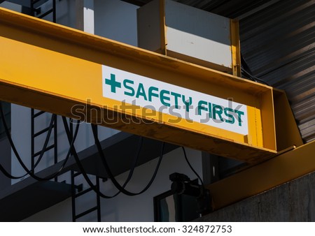 Safety signs individually in area working