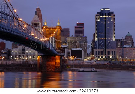 The John A. Roebling Suspension Bridge and Cincinnati, Ohio skyline.