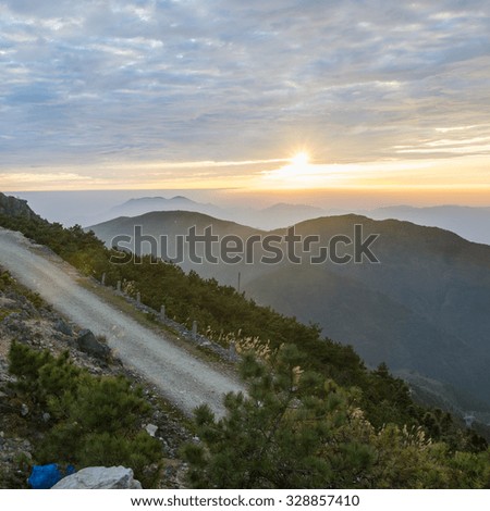 Sunrise mountain scenery