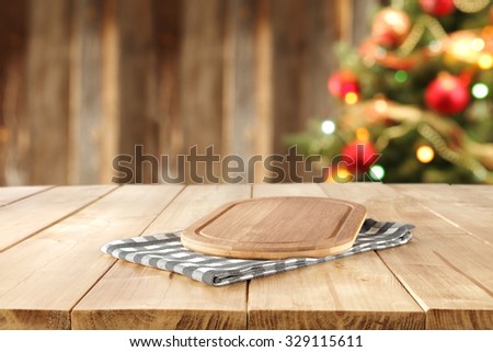 napkin place and wooden board place and xmas tree lights 