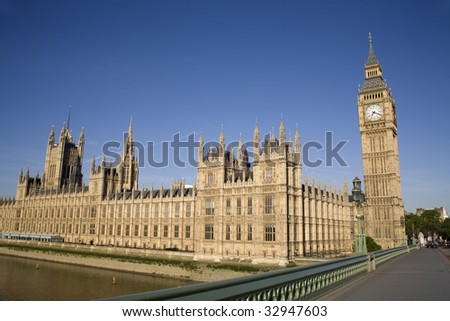 London - parliament in morning light