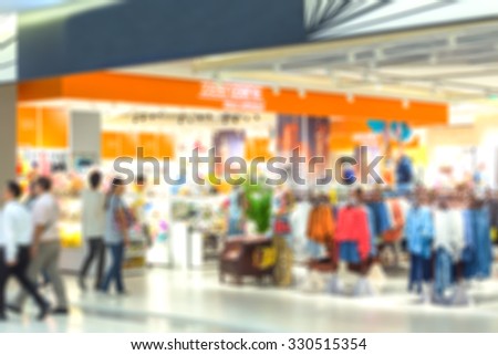 blur background : People in the Shopping Mall.