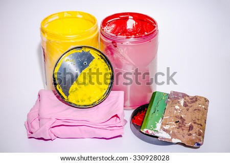ink in the plastic jars.ink printing t shirts