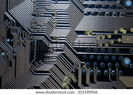 Computer chipset track