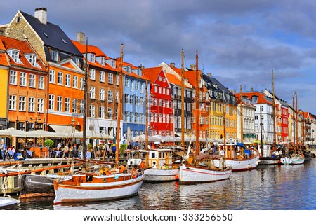 Copenhagen Nyhavn Royalty-Free Stock Photo #333256550