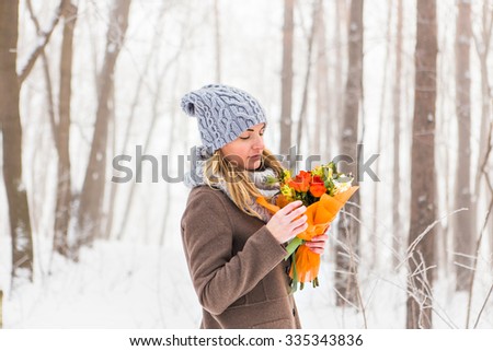woman  in winter park 