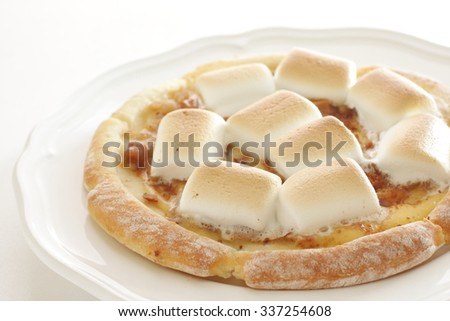 marshmallow pizza