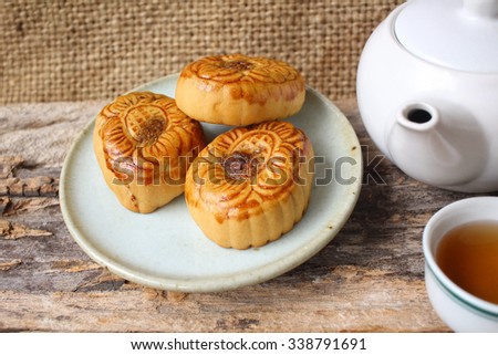 Festival moon cake with hot tea - Chinese cake