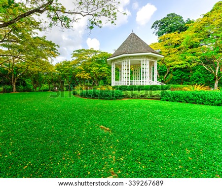 The Bandstand (or Gazebo) at the Botanic Gardens, an UNESCO World Heritage Site of Singapore. It has more than 10K species of flora, spreads over its 74ha area, and receives 4.5M visitors annually