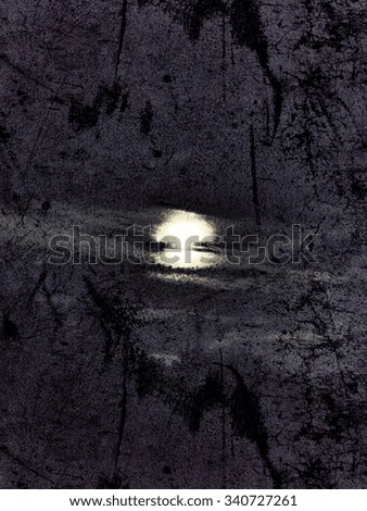 Distressed moon glow