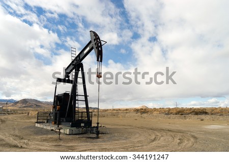 Wyoming Industrial Oil Pump Jack Fracking Crude Extraction Machine