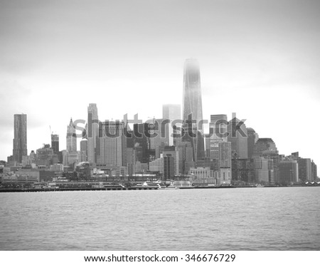 Manhattan. views of the Hudson River. black and white photography