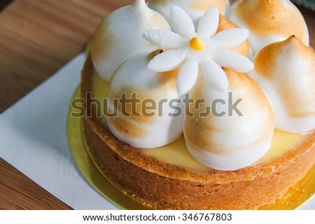 Lemon tart with whipped cream