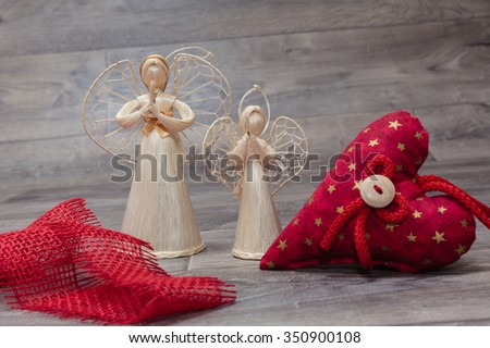 Handmade production figures of straw and Christmas decorations