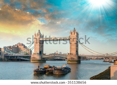 Magnificence of Tower Bridge at dusk, London.