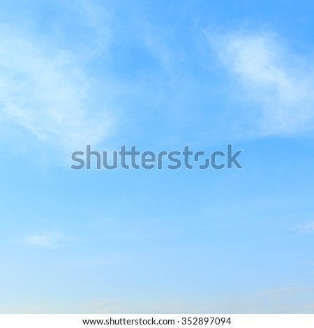 clear blue sky and white cloud with wind