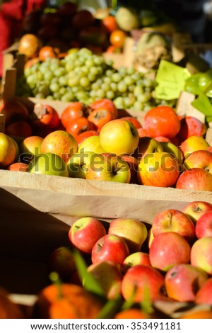 Picture of fresh fruits and vegitables at market in boxes