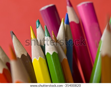 arrangement of colorful pencils