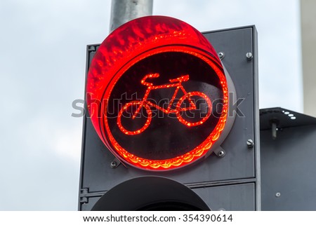 Traffic light for bikes - close up.