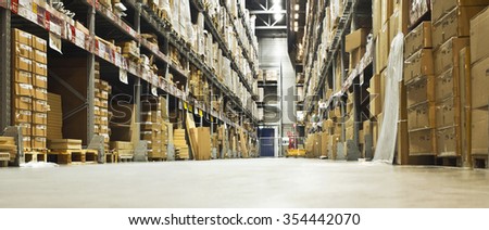 warehouse Royalty-Free Stock Photo #354442070