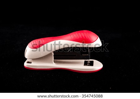 Picture of a New Paper Stapler Tool
