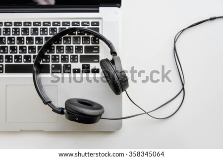 Earphone and Laptop