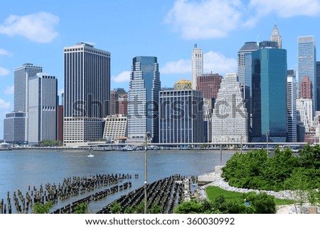 New York skyline seen from Brooklyn. Manhattan cityscape.