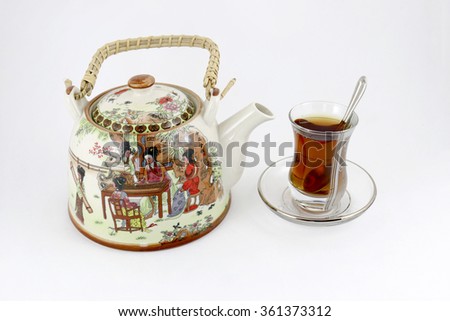 chinese tea pot and turkish tea